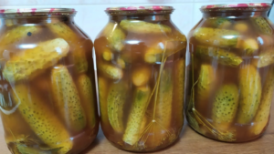 консервовані огірки
