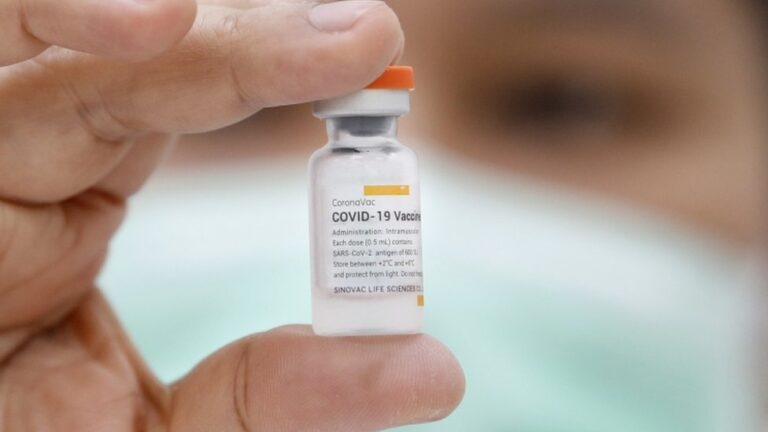 в Украине будут производить вакцина против коронавируса