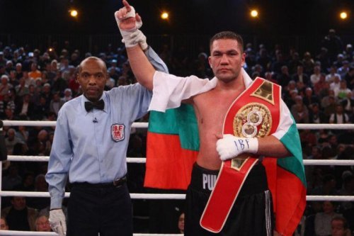 Болгарский боксер готовится к бою с Кличко