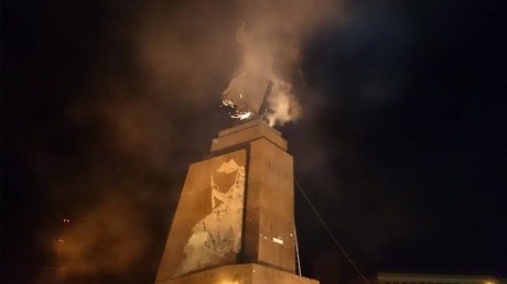 Власти Харькова уже хотят восстановить памятник Ленину