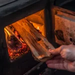 горящая печка