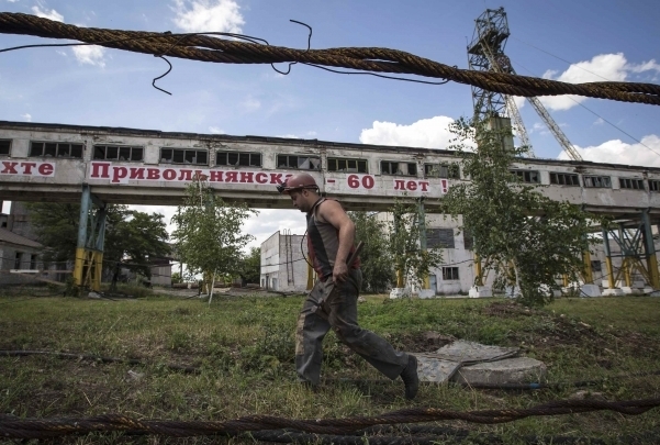 Луганск на целый день отключат от электричества