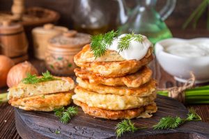 Луковые оладьи