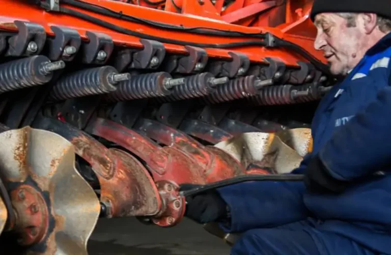 запчастини до сільгосптехніки