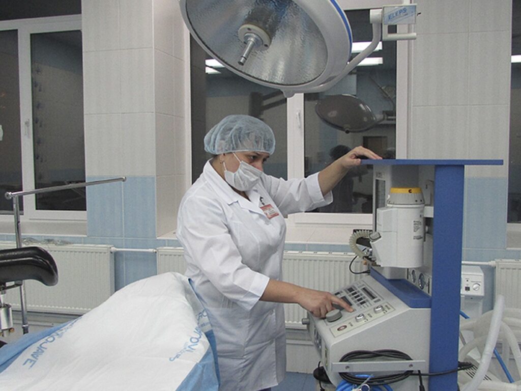 медработник