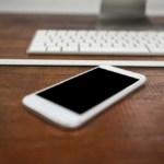 мобильный телефон