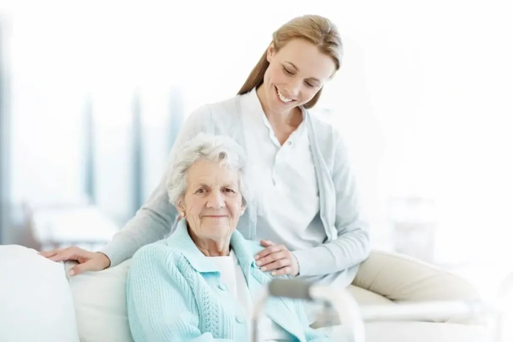 Молода та старша жінки