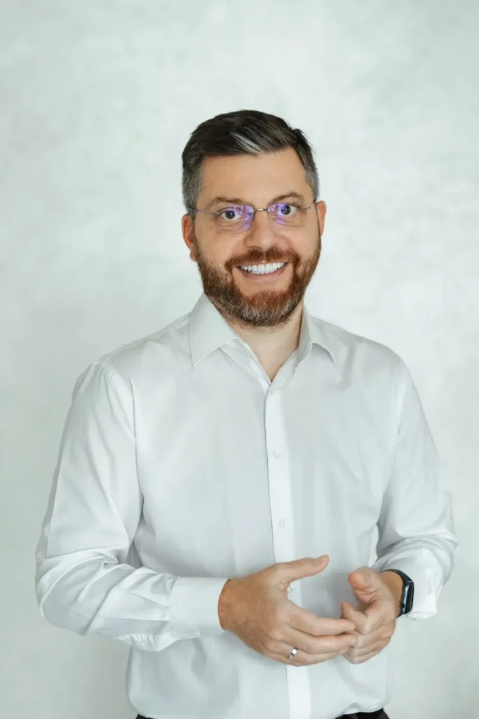 Михайло Вулах