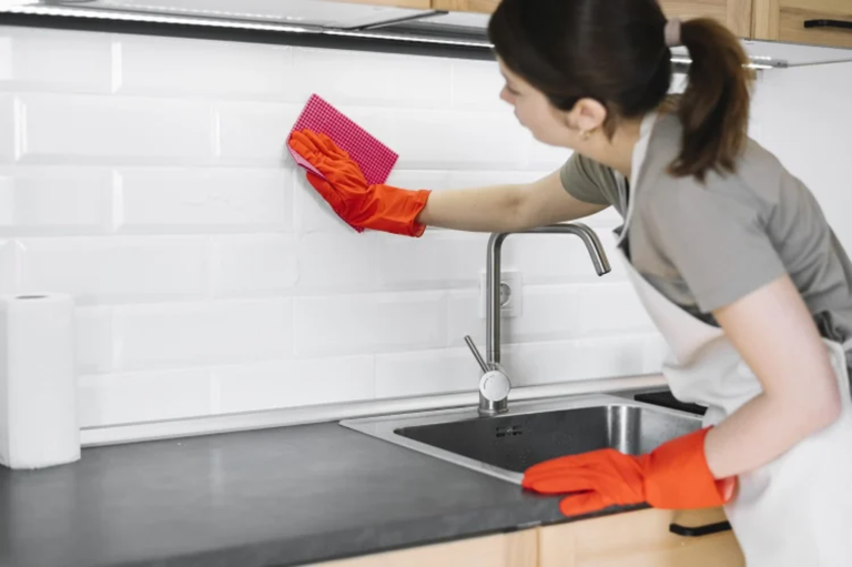 жир на стенах