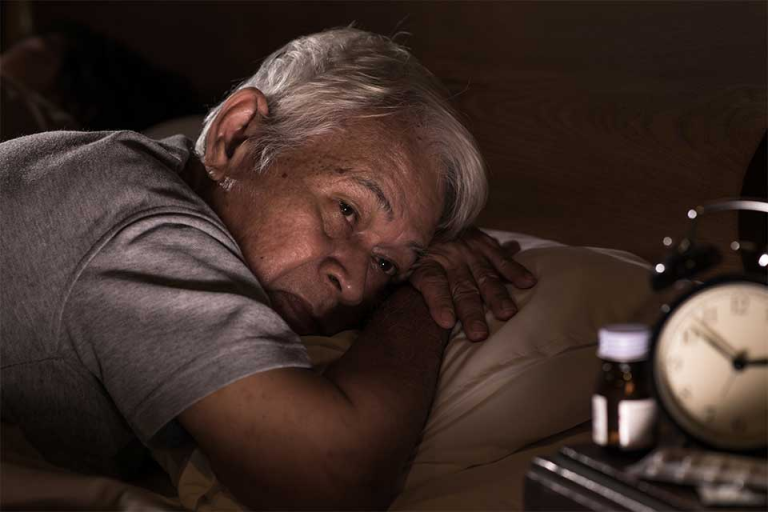 недостаток сна в пожилом возрасте