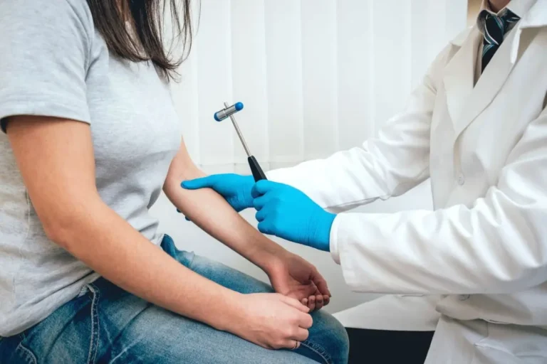 неврология