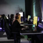 Офисное кресло