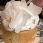 паска с заварным кремом и вишней