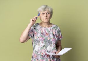 пенсионерка