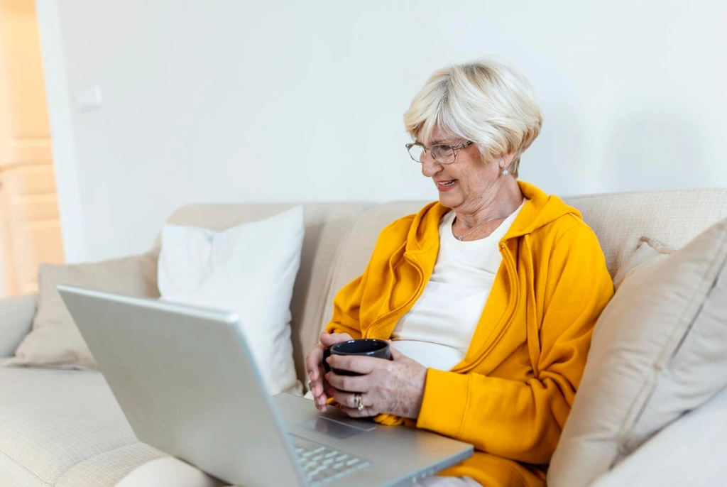 пенсионерка