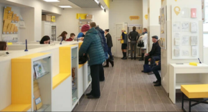 пенсіонерка на укрпошті