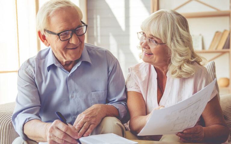 Какие условия нужно соблюсти, чтобы досрочно выйти на пенсию по возрасту?
