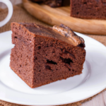 шоколадный бисквит на минералке