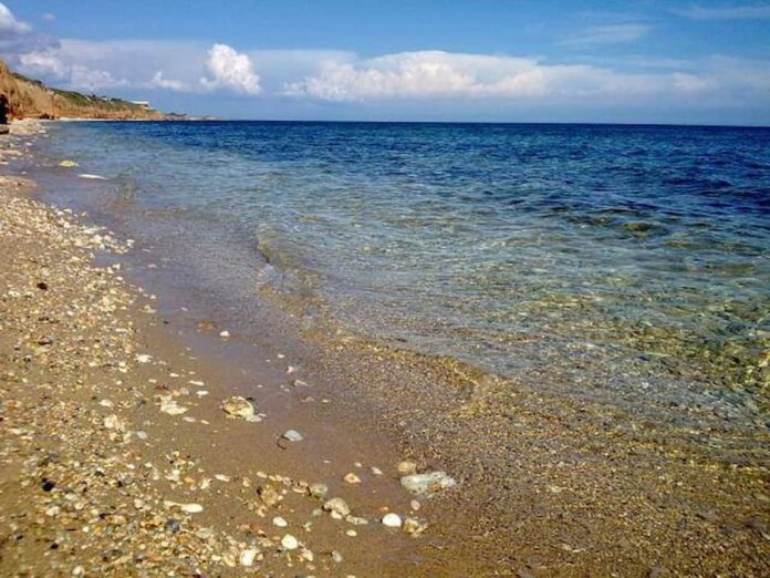 море