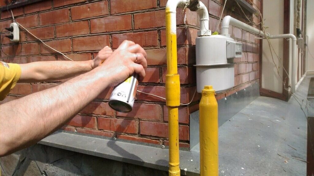 покраска газовых труб