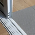 Поріг з алюмінію