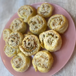 рулетики з куркою і кунжутом