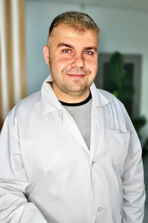 Руслан Лисянський