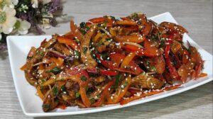 Салат з куркою