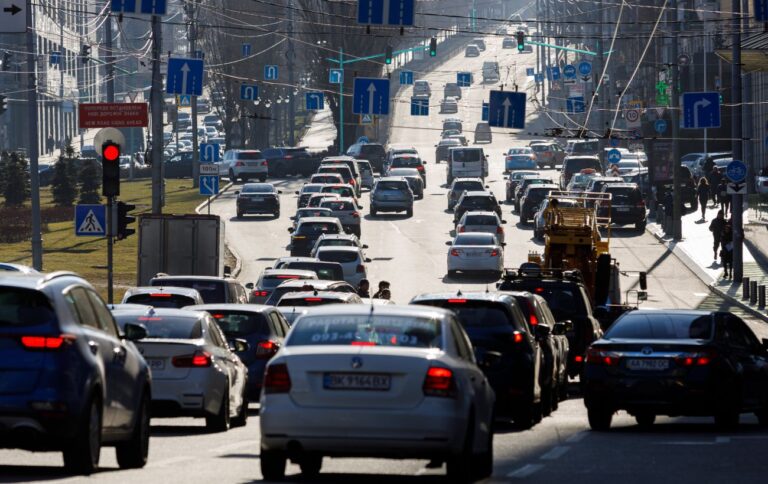В Украине ввели новые штрафы для водителей: за что и сколько будут платить нарушители