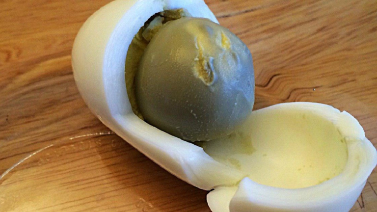 серый желток