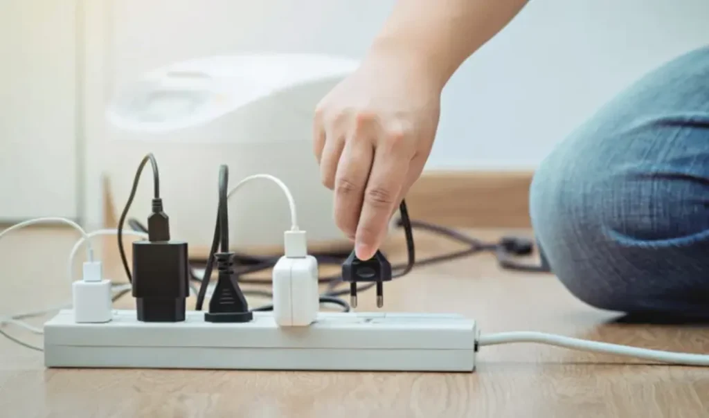 стрибки напруги