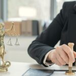 Суд і документи
