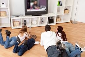 Сидение за телевизором сокращает жизнь