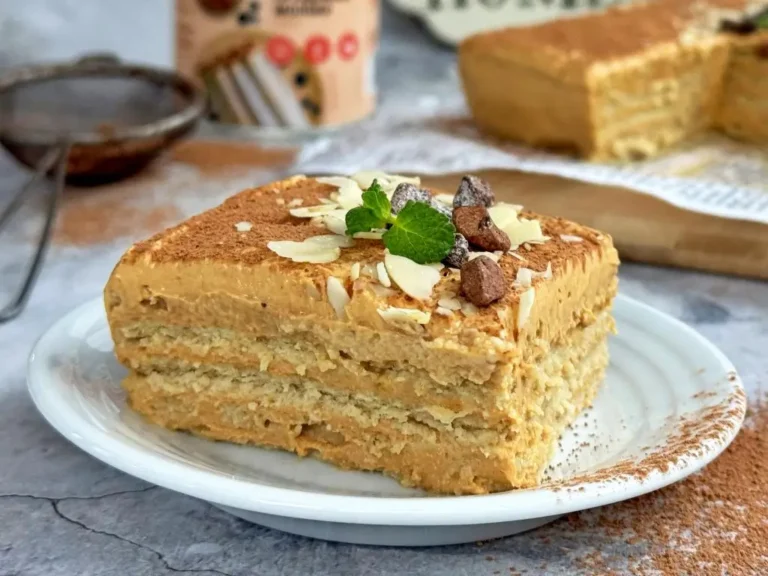 Торт со сгущенкой без выпечки