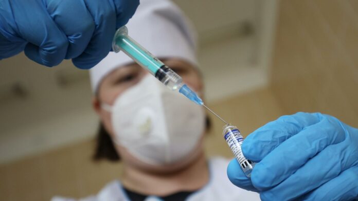 В Ізраїлі досліджують 4-ту дозу вакцини від коронавірусу