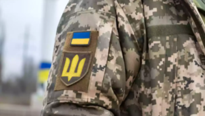 военнослужащий