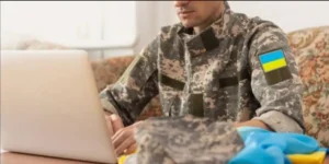 военнослужащий