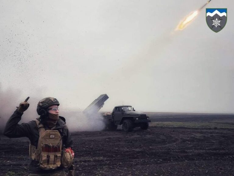 271-е сутки войны в Украине: в Генштабе назвали направления, где идут тяжелые бои
