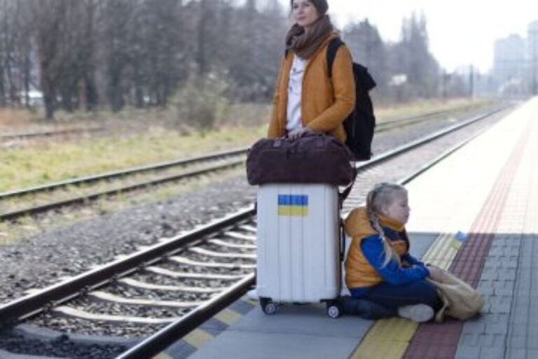 Кому з ВПО доведеться оновити особисту інформацію, щоб продовжувати отримувати виплати
