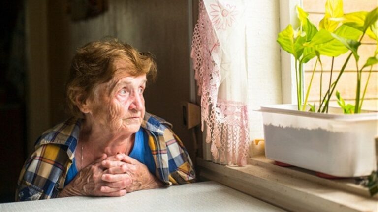 В Украине стартовала выплата новой социальной помощи: что известно