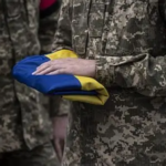 військові