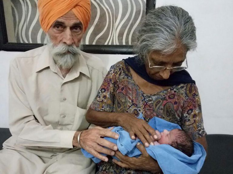 72-летняя индианка родила сына