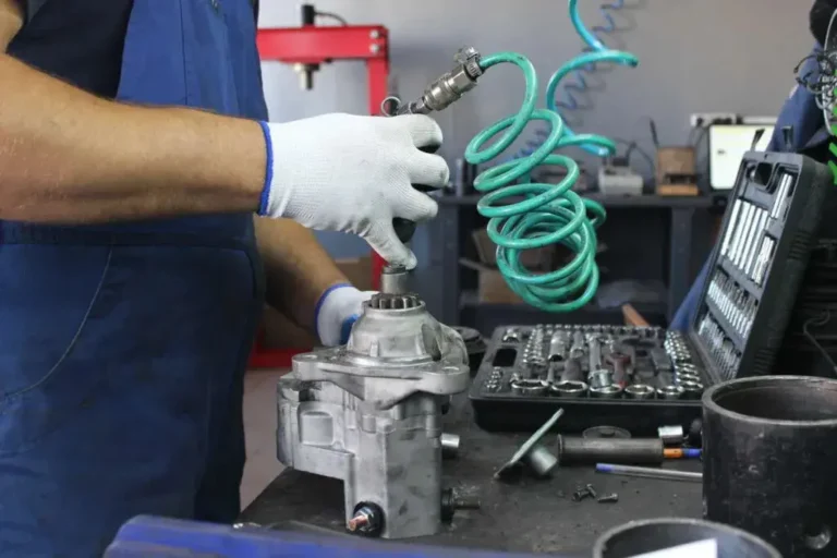 замена стартера в сервисе