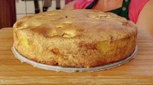 яблучний бісквіт