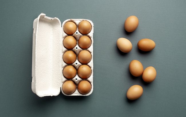 Як краще зберігати яйця – гострим або тупим кінцем вниз: багато хто припускається помилки