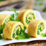 яичные рулетики с сыром