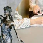 Юридическая помощь