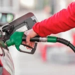 заправка автомобіля