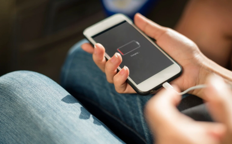 зарядка смартфона