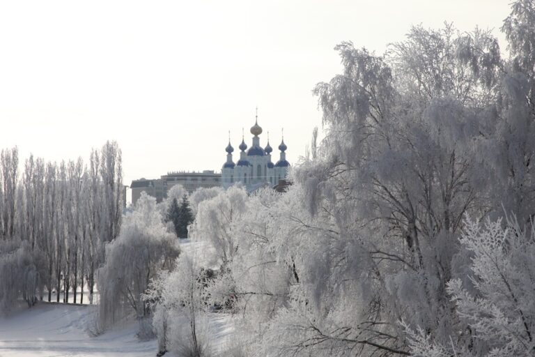 Храм взимку